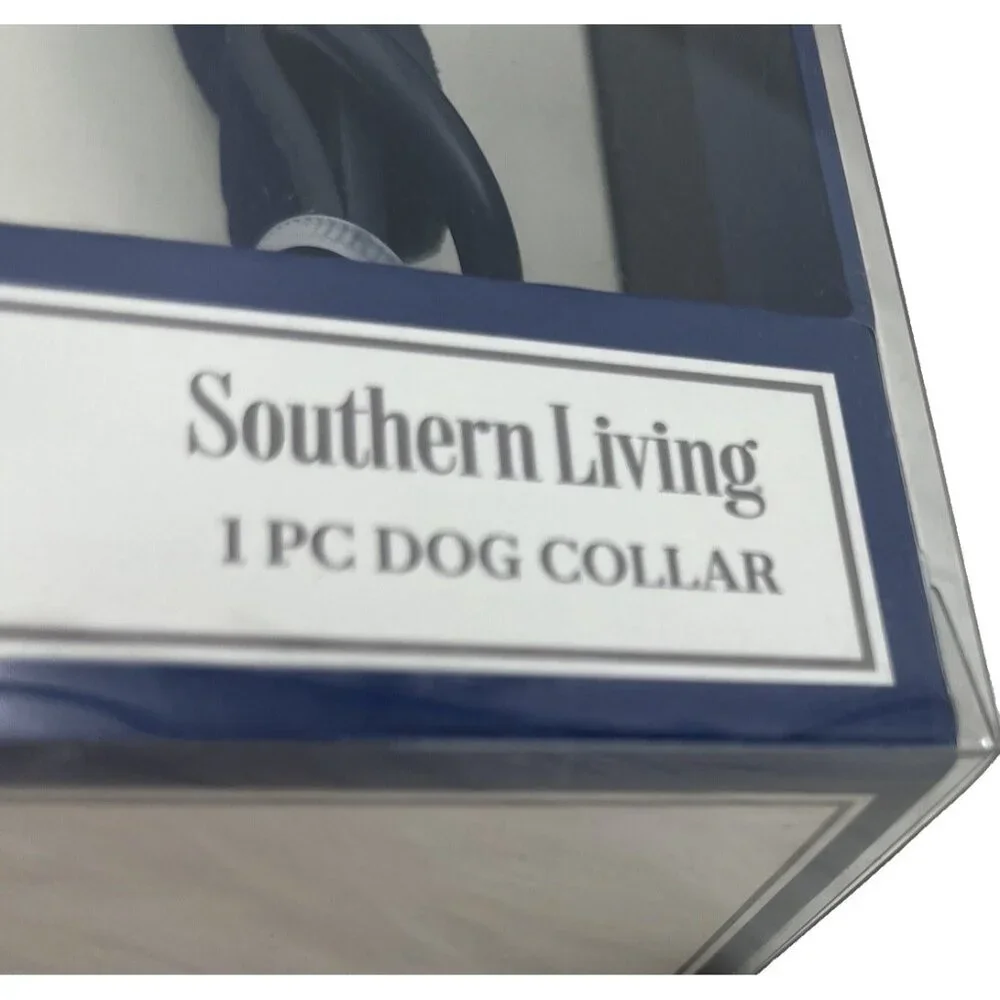 NEW Southern Living Dog Collar Size Medium/Large (M/L) Blue